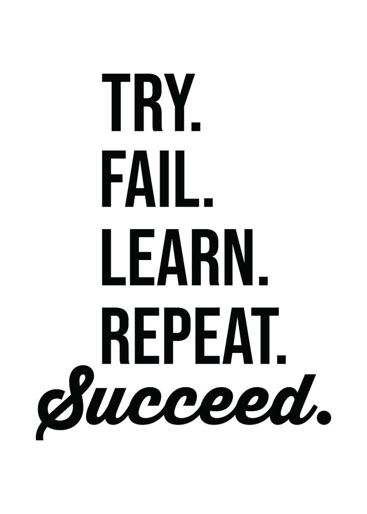 Illustration présentant plusieurs mots se succédant verticalement : Try, fail, learn, repeat, succeed